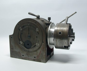 0097 3 klauw rond 130 mm met verdeelkop 1