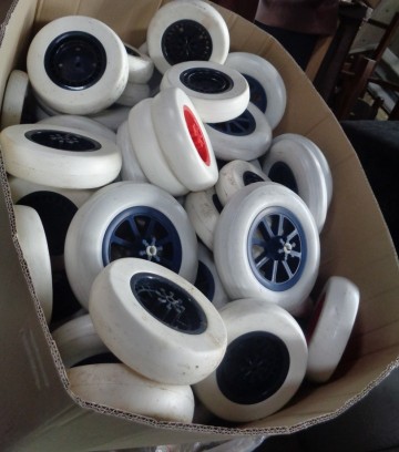 0244 wielen kunststof div kleur maten modellen 4