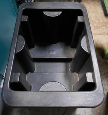 0493 lekbak kunststof 230 liter zwart 4