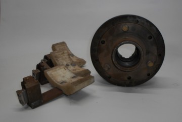 0512 3 klauw rond 240 mm 10 setjes bekken 2