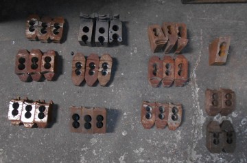 0512 3 klauw rond 240 mm 10 setjes bekken 5