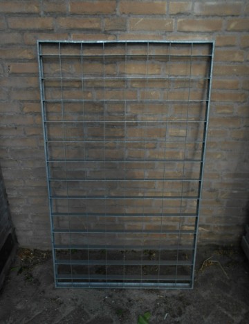 0986 rooster 134x81x4 maas 10x10 1