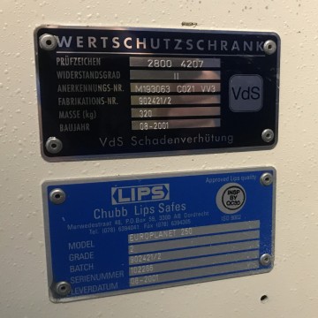 1062 kluis lips europlanet 250 zonder afstortkluis 3