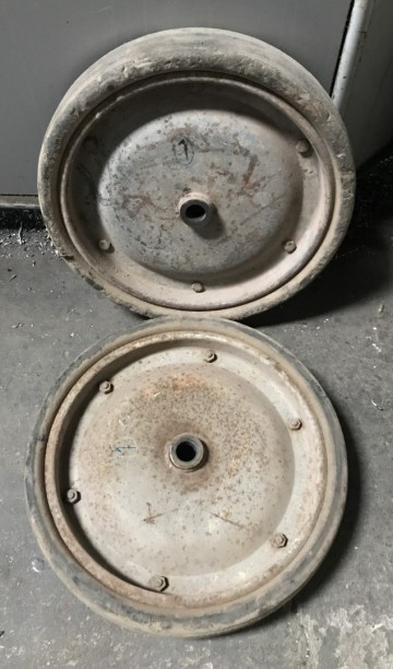 1519 1 wielen vol rubber o390 1