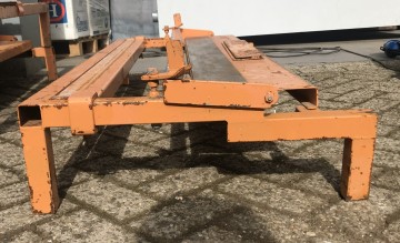 1747 loodzetbank 141x60x30 cm 2