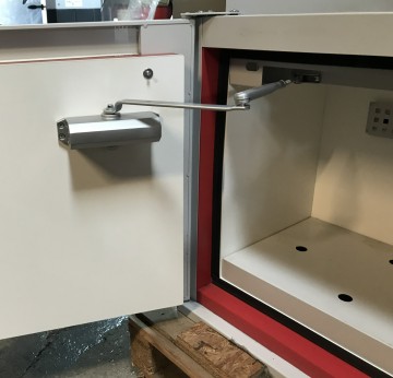 1899 veiligheidskast hiltra labsaver 90 min 110x50x64 cm 4