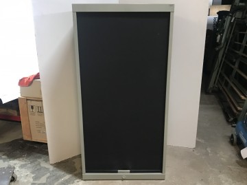 1952 kast met horizontaal rolgordijn 805x405x161 cm 3