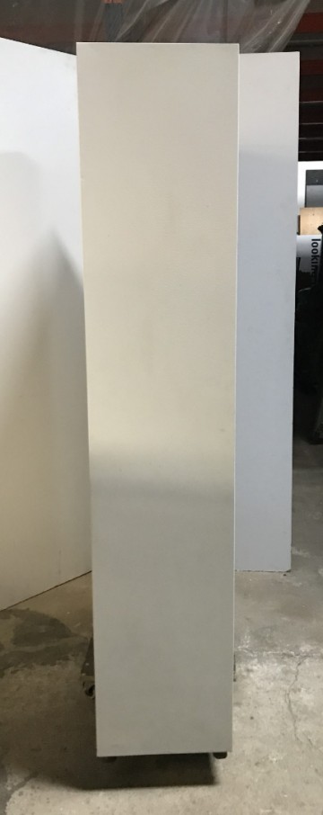 1972 2 deurskast kocel 120x40x195 cm  2