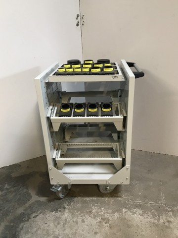 1980 gereedschapskar voor houders 575x60x93 cm 1