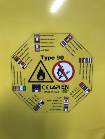 1981 veiligheidskast italie 60x60x190 cm 90 min 3