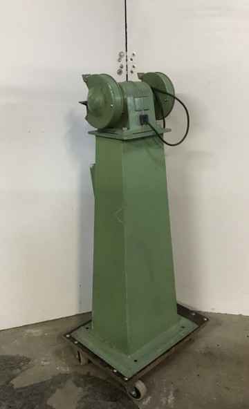 2068 werkbankslijper op voet metabo ds7202 230 volt 2