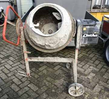 2080 betonmolen lescha sm145s 230 volt 1