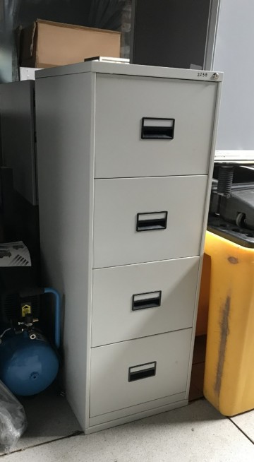 2238 ladekast 4 laden 47x62x132 cm 1