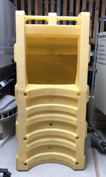 2239 lekbak aftapkar drum dolly vat 200 liter 75x159x60 cm 1