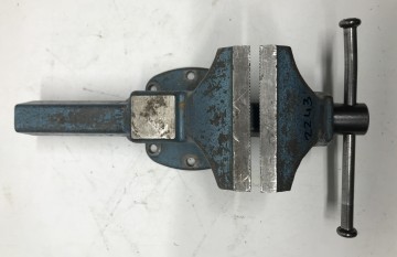 2243 bankschroef bek 120 mm klem 130 mm 3