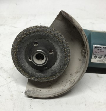 2280 haakse slijper black  decker dn11 230 volt 4