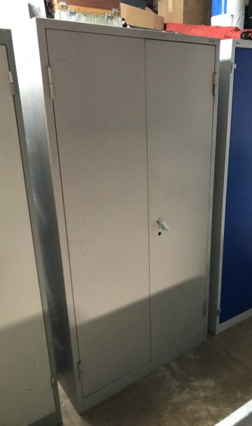 2327 metalen 2 deurskast 100x40x199 cm geen slot 1