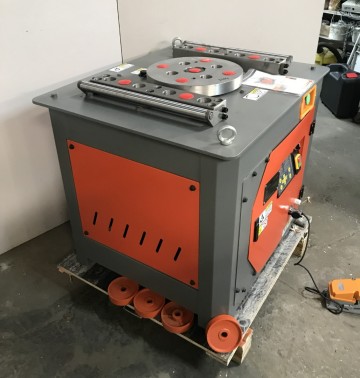 2354 2 betonijzer buigmachine gw45 digitaal 400 volt 230 volt 2