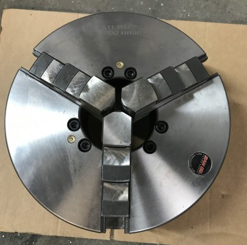 2369 zelfcentrerende 3 klauw o315 mm camlock d8 3