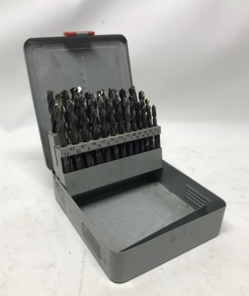 2432 metaalborenset 6   84 mm 1