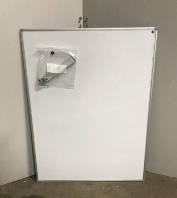 2490 whiteboard 90x120 cm magnetisch incl bev systeem 1