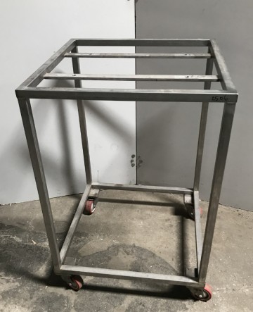 2506 rvs frame verrijdbaar 1