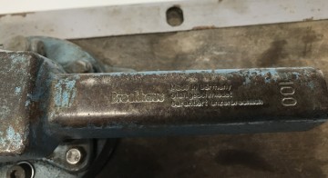 2535 bankschroef  bedrijfsbus heuer type 100 6