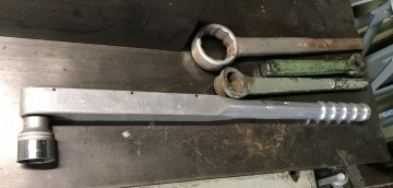 2540 vandiktebank dankeart 400 volt met aanvoertafel voor vandikte 4
