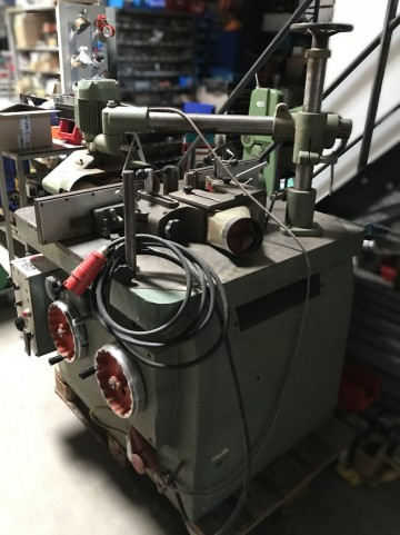 2557 freesmachine scm t160 400 volt 100x100x154 cm 2