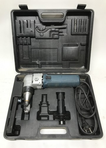 2563 plaats snijder yt200e 230 volt 1