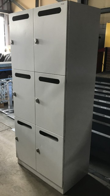 2571 lockerkast 6 deuren 80x50x185 cm 1