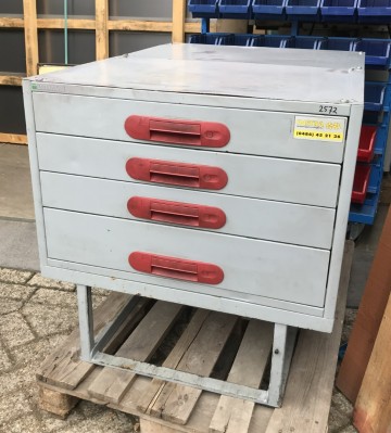 2572 ladekast bedrijfswagen bott  2
