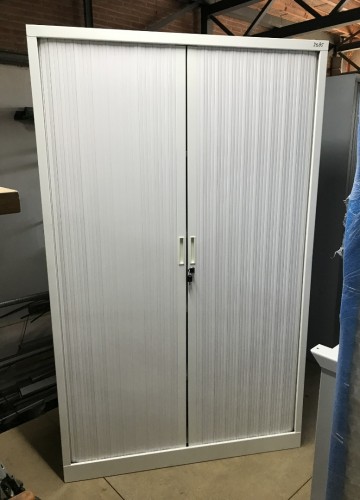 2585 roleurkast 120x43x198 cm wit 1