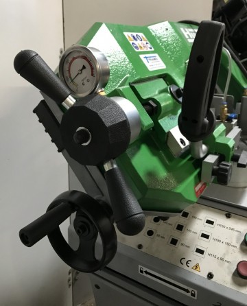 2591 bandzaag huvema hu270 n 4 topline 400 volt 4