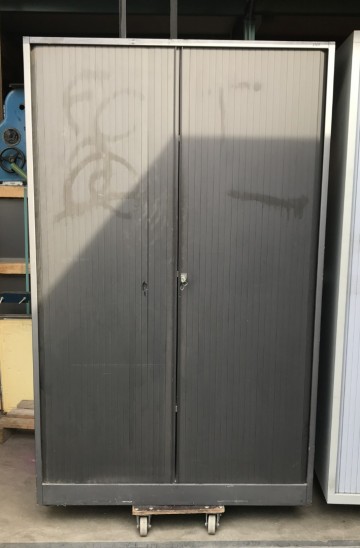 2603 roldeurkast arhend 120x45x194 cm 1
