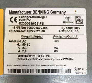 2604 2 acculader benning 24v 65a 3