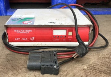 2607 acculader benning 24v 50a 1